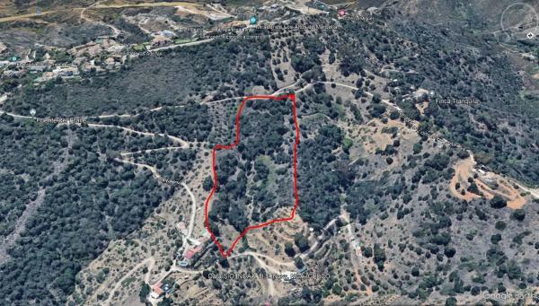 Terreno en Lomas de Marbella, 4 e photo 1