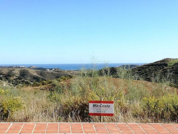 Terreno en calle Mirador del Golf, 36 photo 2