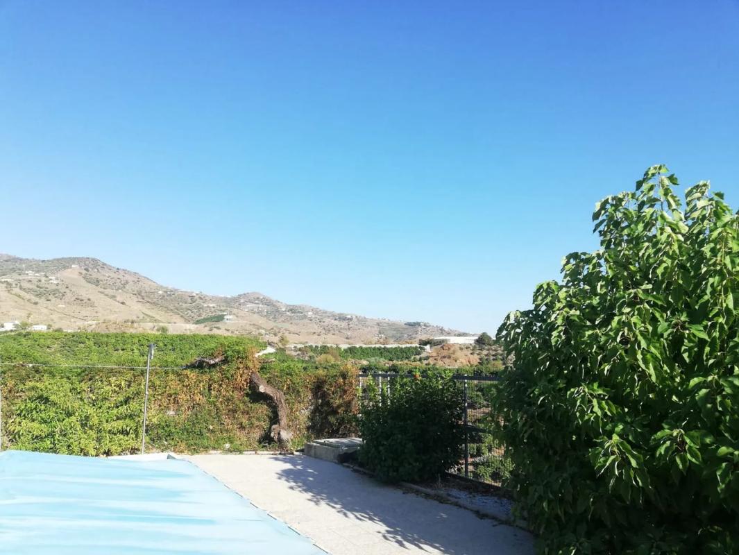 Terreno en venta en Vélez-Malaga, Malaga photo 1