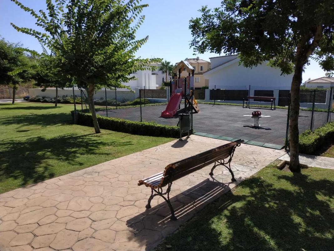 Terreno en venta en Benalmádena, Malaga photo 3