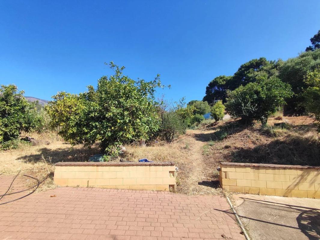 Land for sale in Estepona, Malaga photo 2
