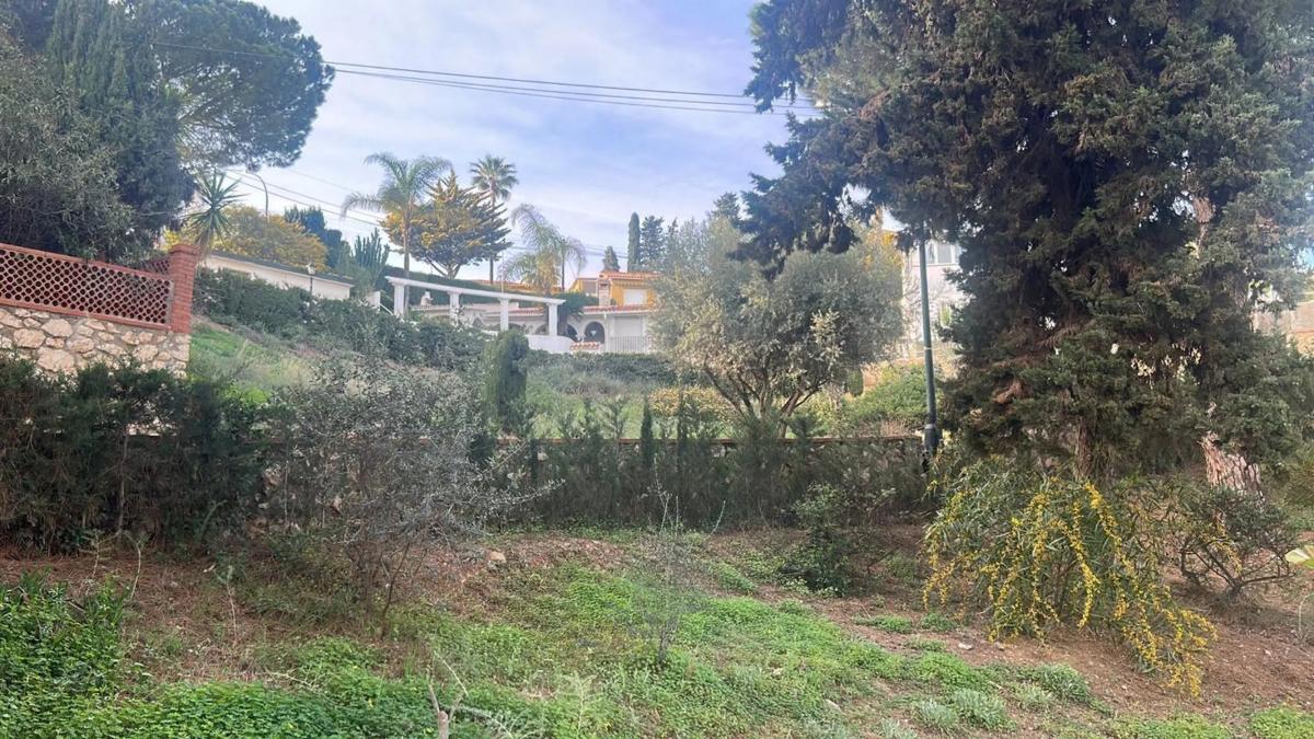 Terreno en venta en Benajarafe, Malaga photo 1