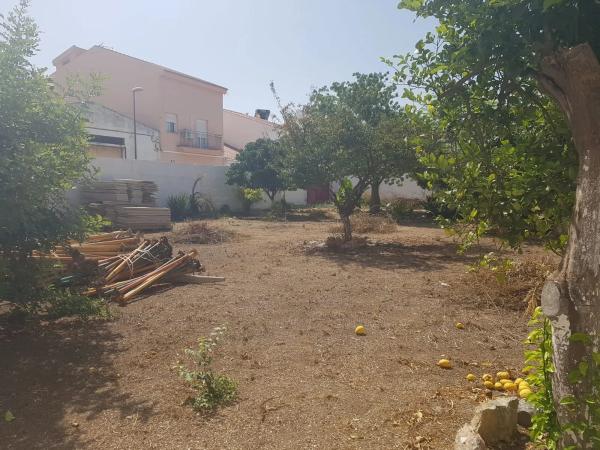 Terreno en calle Decano Salvador Barroso, 6 thumbnail 1