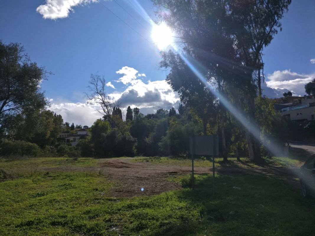 Terreno en venta en Benahavís, Malaga photo 2