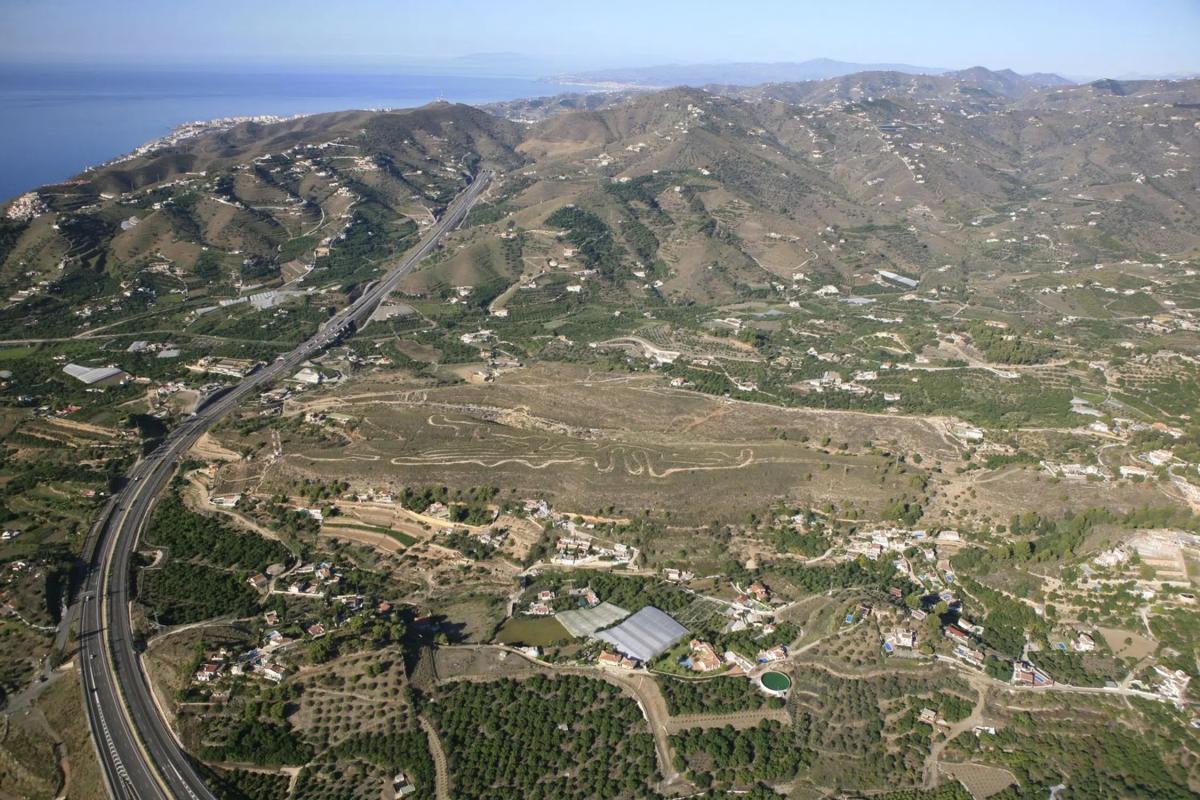 Terreno en venta en Nerja, Malaga photo 4