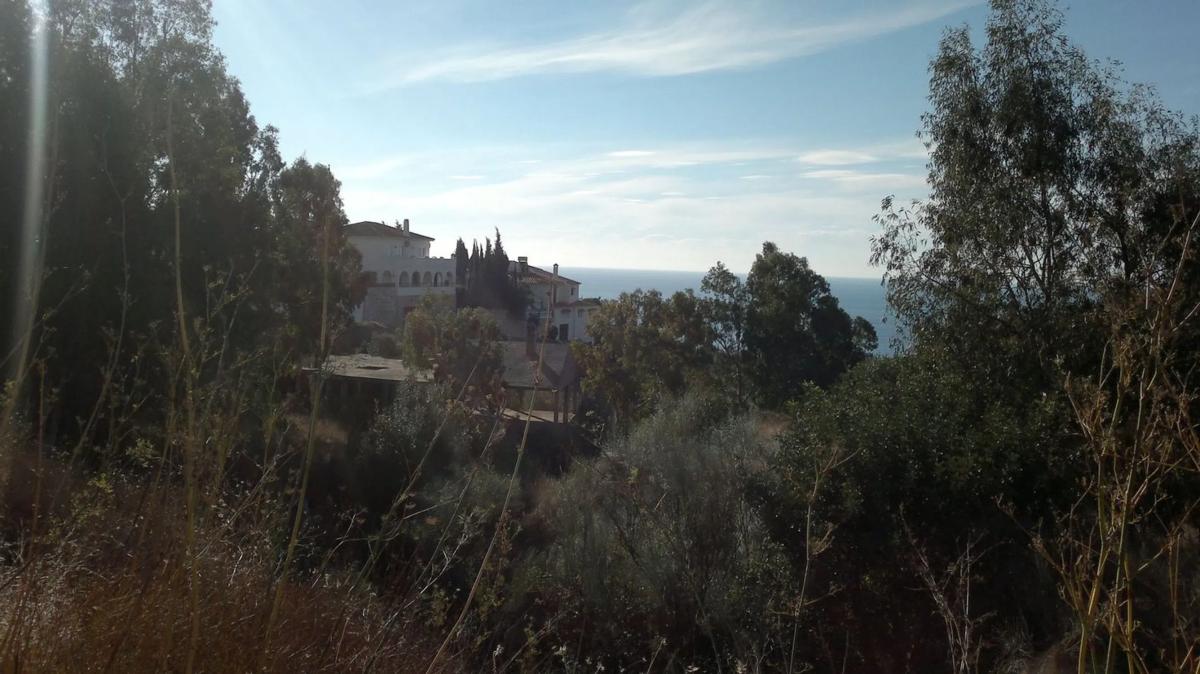 Terreno en venta en Benalmádena, Malaga photo 2
