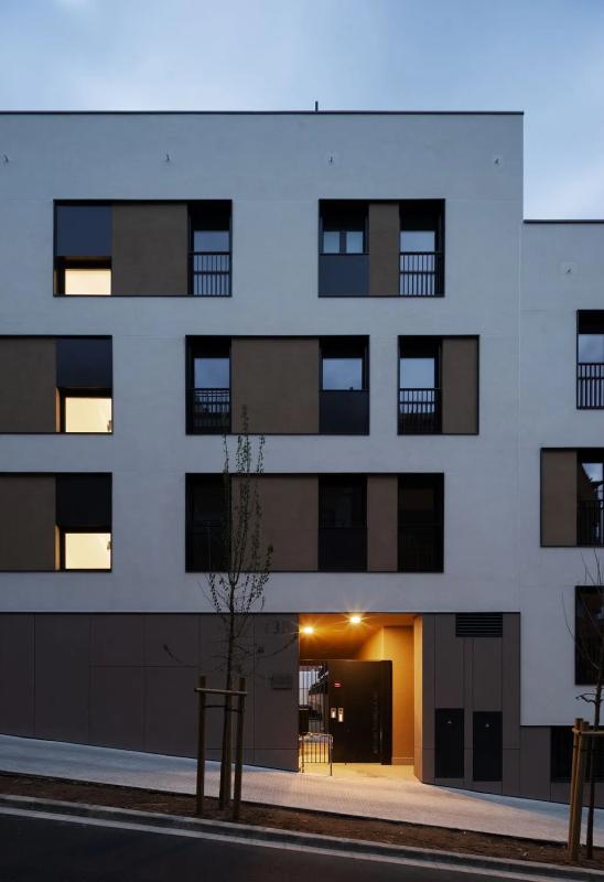 Obra nueva Vernet en Terrassa (Revista) photo 5