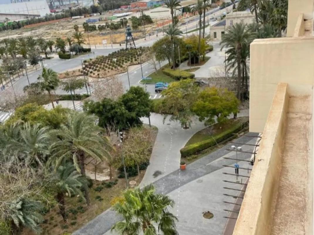 Venta de piso en Avenida de Loring, Alicante / Alacant
 photo 3
