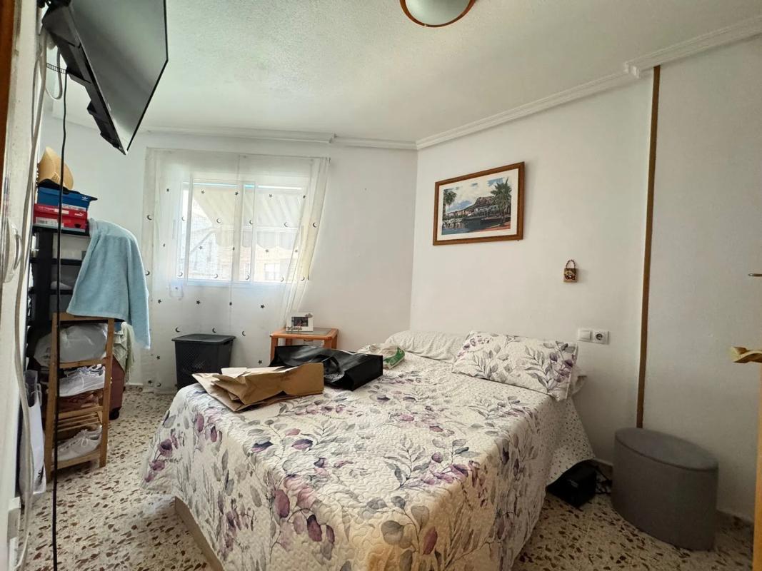 Продажа квартиры на Calle D'Antonio Trueba, Аликанте / Алакант
photo 4