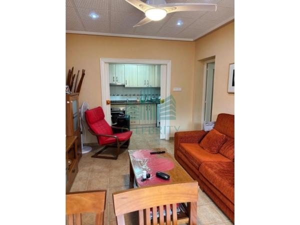 Квартира на продажу на  Barrio Playa de San Juan, Аликанте / Алакант photo 1