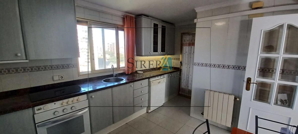 Venta de piso en Barrio Cabo de las Huertas, Alicante / Alacant
photo 1
