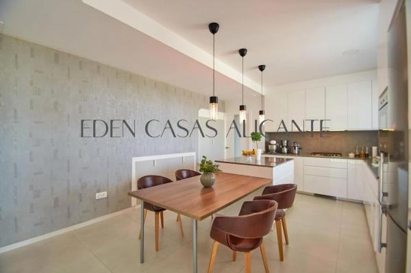 Casa independiente en calle Montiboli-boter photo 1