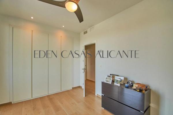 Casa independiente en calle Montiboli-boter photo 3