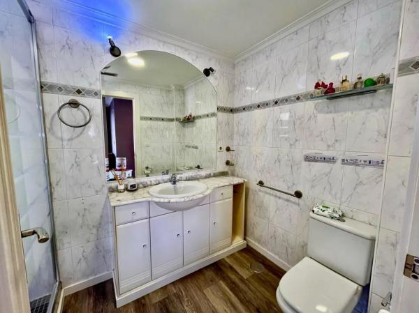 Apartment for sale in  Barrio Playa de San Juan, Alicante photo 4