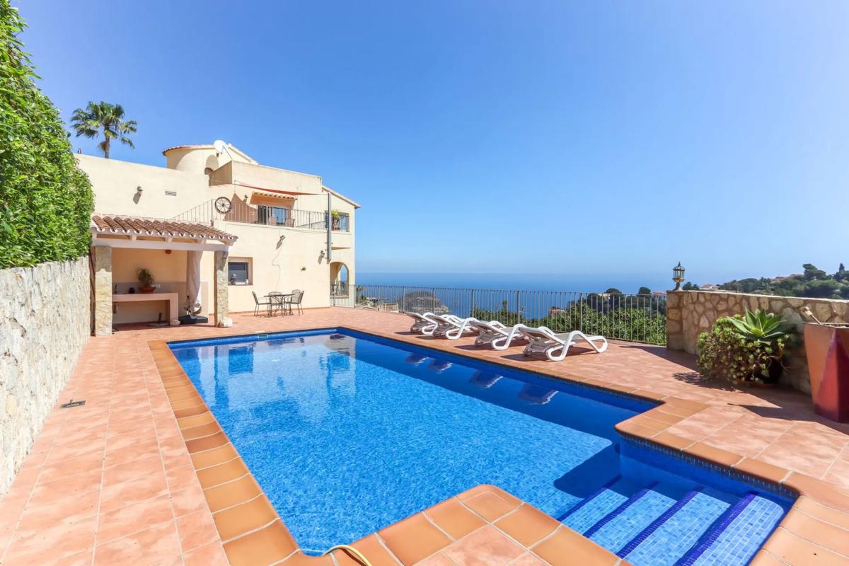 Properties for sale and rent in Spain photo 1
