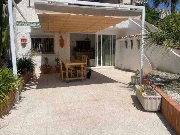 Chalet adosado photo 1