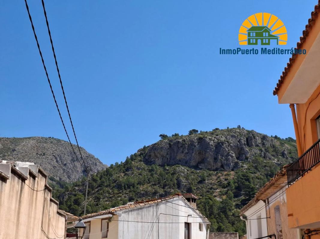 Properties for sale and rent in Spain photo 2