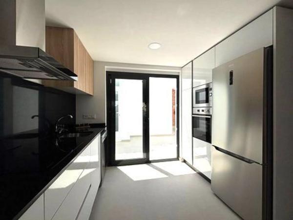 Chalet adosado photo 2