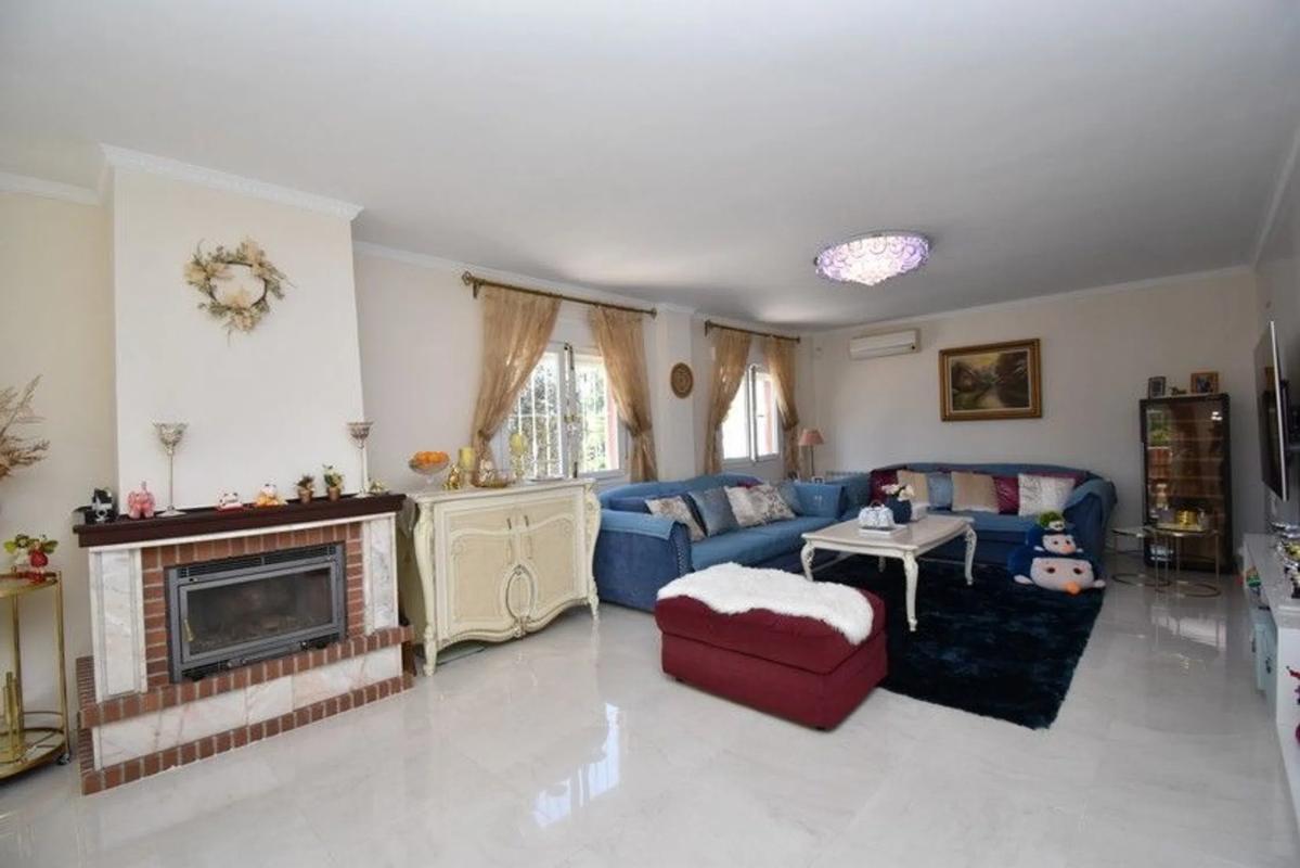 Sale of independent chalet in Barrio Lomas de Campoamor-Las Ramblas, Orihuela
photo 5