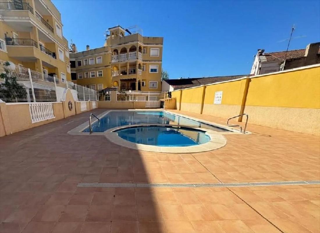 Venta de piso en Almoradí, Almoradí
photo 1
