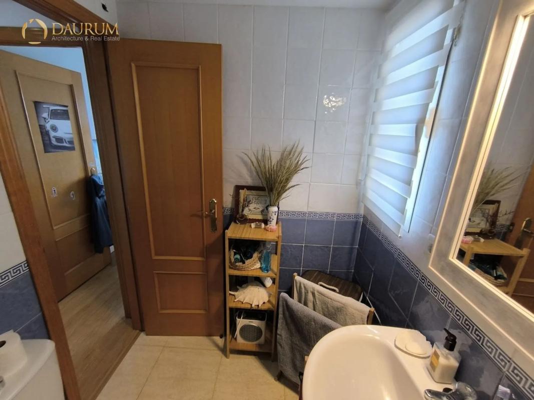 Продажа квартиры на Calle d'Oviedo, Эль Кампельо
photo 1
