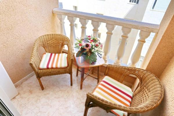 Piso en venta en Calle Hermanos Bazán, 13, Guardamar del Segura thumbnail 1