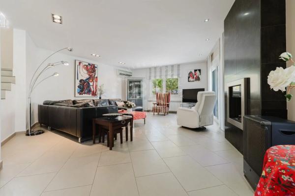 Casa independiente photo 1