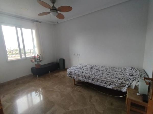 Продажа квартиры на Piso en Almoradí, Алморади
 photo 1