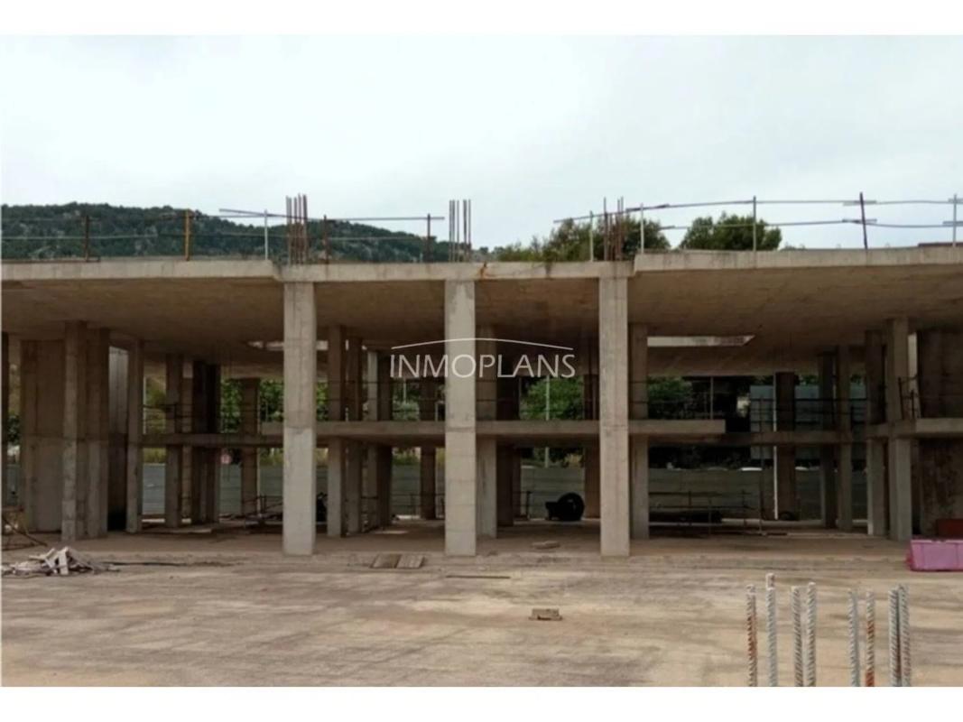 Budynek Mieszkalny o powierzchni 9960m2 na sprzedaż w Alcoy photo 3