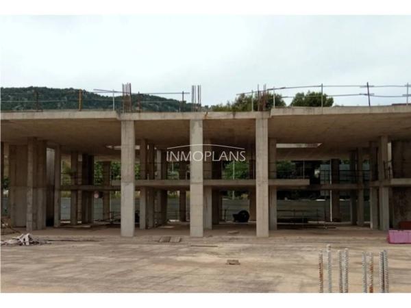 Edificio en calle Oliver thumbnail 2
