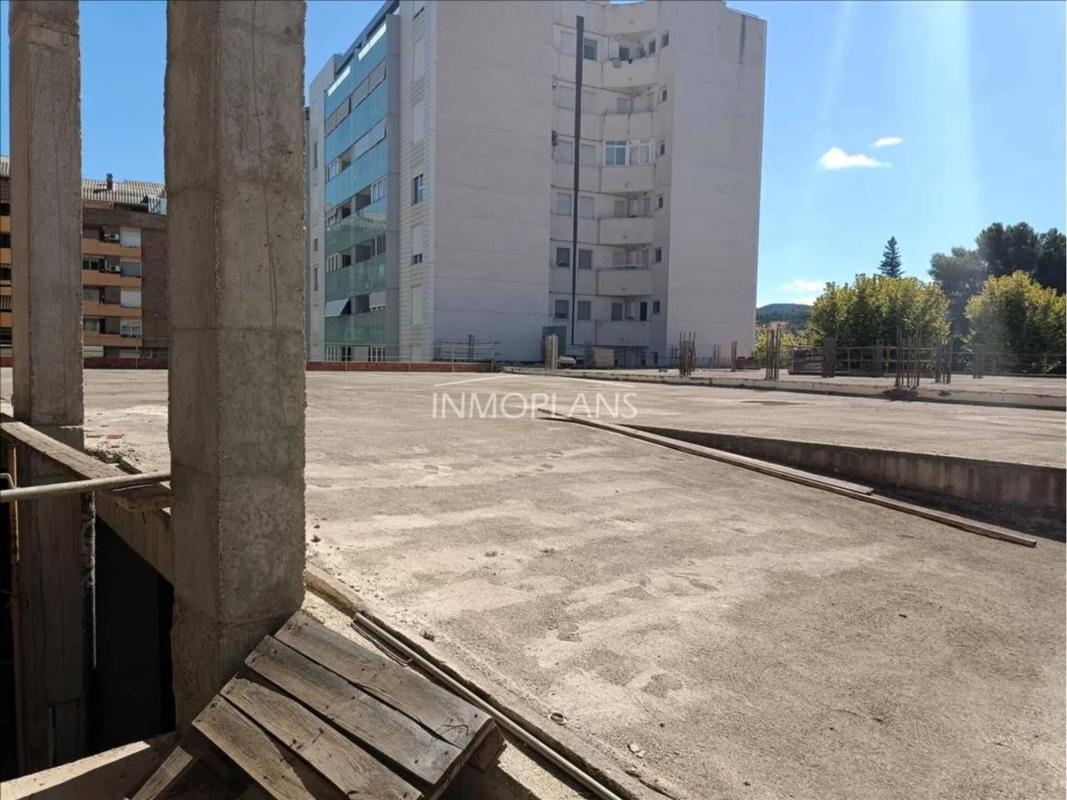 Budynek Mieszkalny o powierzchni 9960m2 na sprzedaż w Alcoy photo 4
