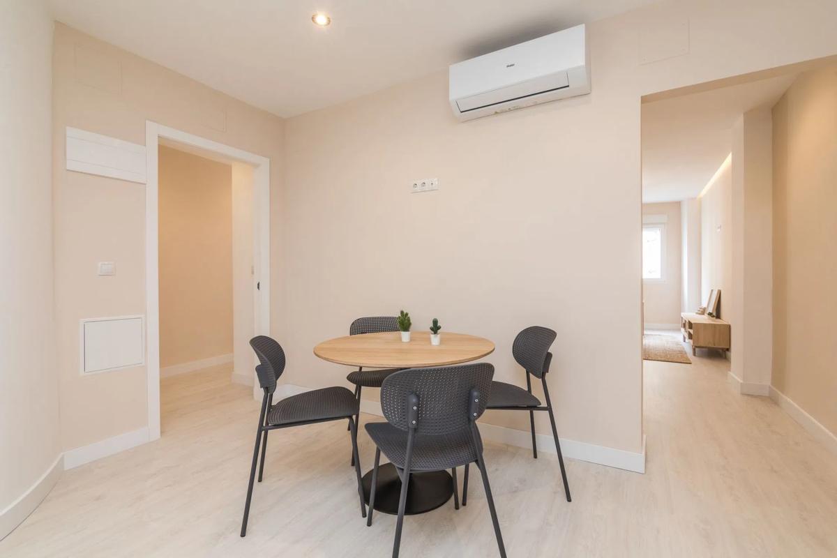 Edificio Residencial de 428m2 en venta en Elche / Elx photo 2
