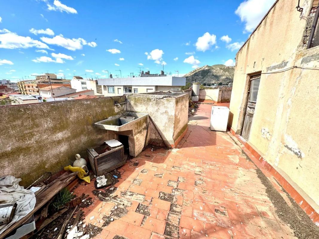 Propiedades en venta y alquiler en España photo 2
