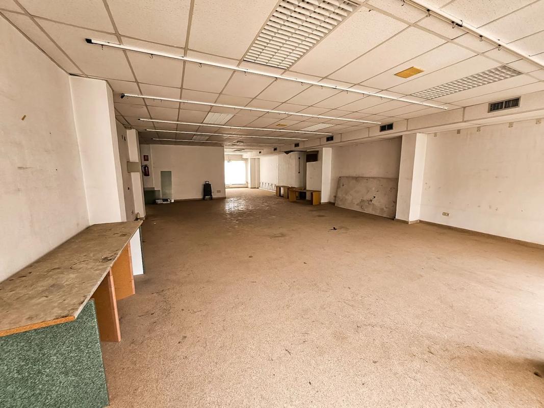 Здание Жилой площадью 400м2 на продажу в Пилар де ла Орадада photo 3