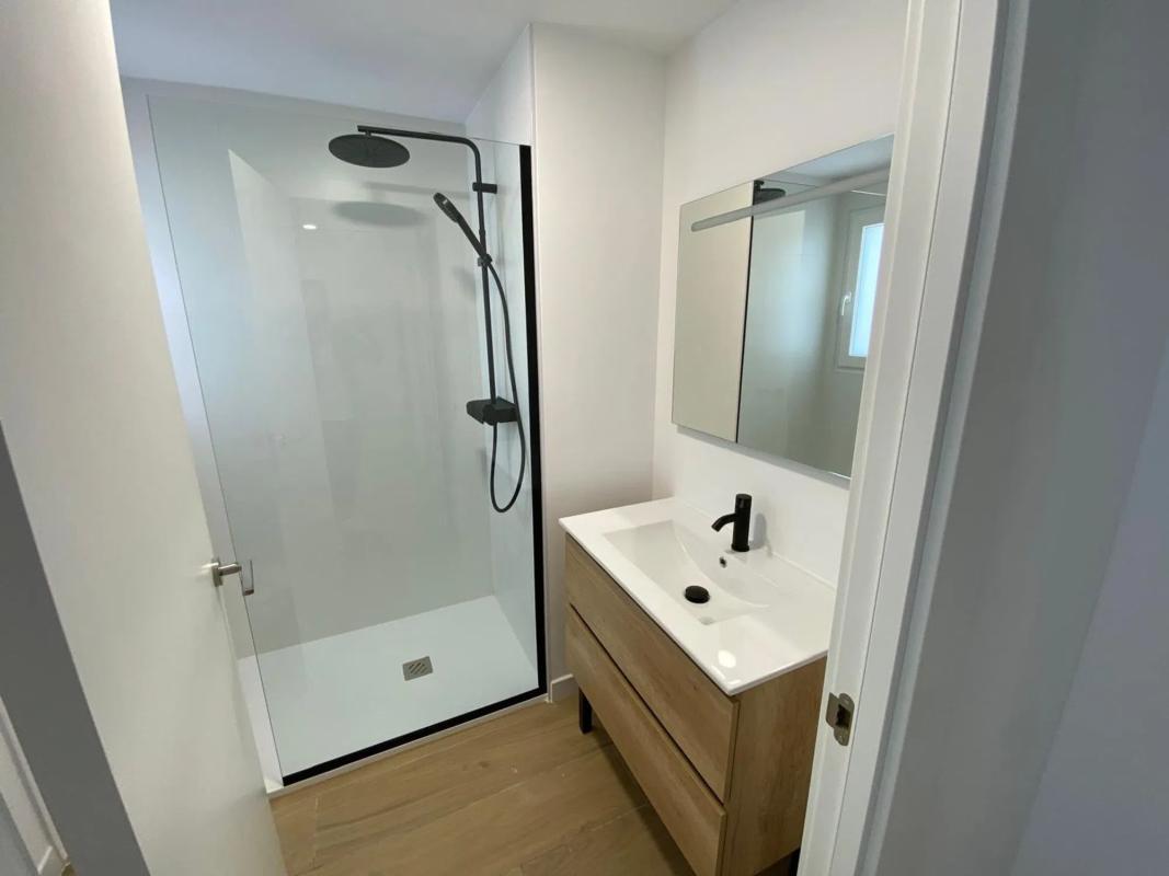 Budynek Mieszkalny o powierzchni 300m2 na sprzedaż w Alcoy photo 3