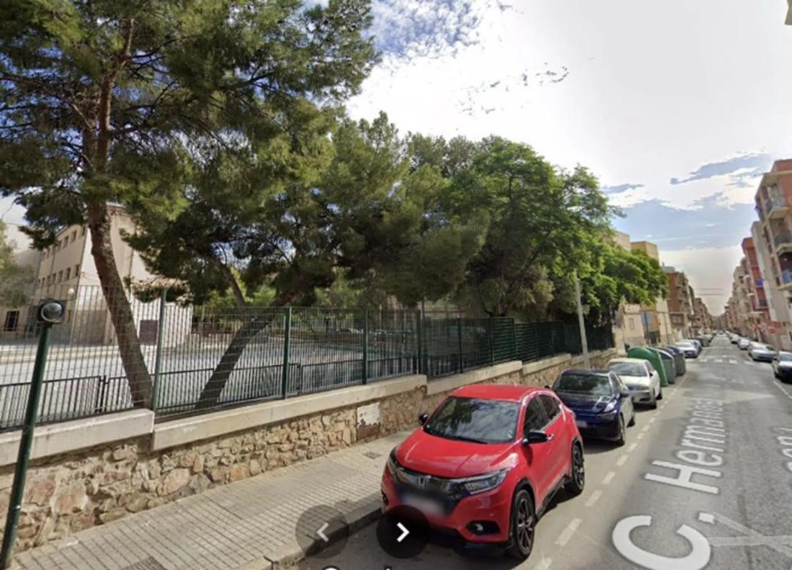 Edificio Residencial de 202m2 en venta en Elche / Elx photo 5
