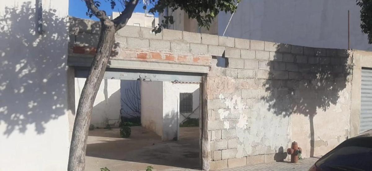 Edificio Residencial de 150m2 en venta en Elche / Elx photo 3