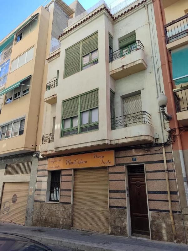 Propiedades en venta y alquiler en España photo 4