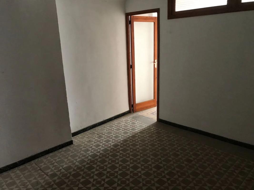 Здание Жилой площадью 316м2 на продажу в Хихона photo 4