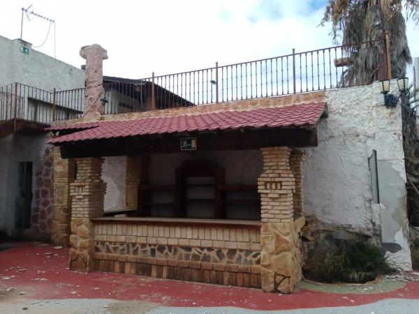 Edificio de uso mixto en calle Alger, 35 photo 1
