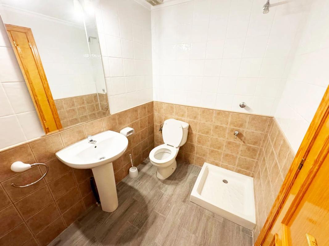 Propiedades en venta y alquiler en España photo 3
