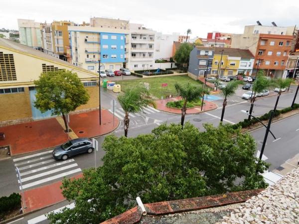 Edificio de uso mixto photo 1