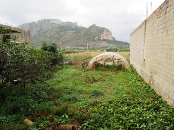 Edificio de uso mixto photo 4