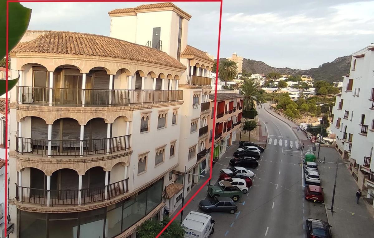 Propiedades en venta y alquiler en España photo 1