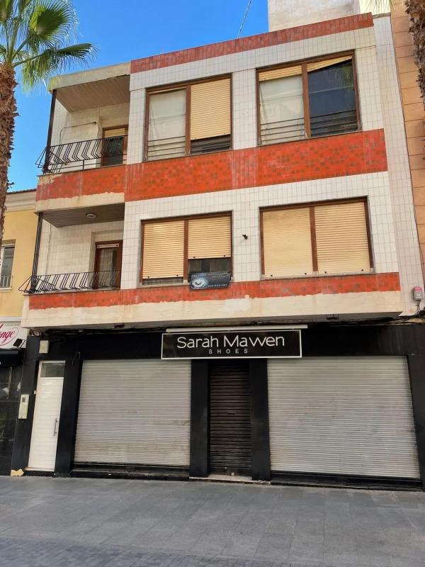 Propiedades en venta y alquiler en España photo 2