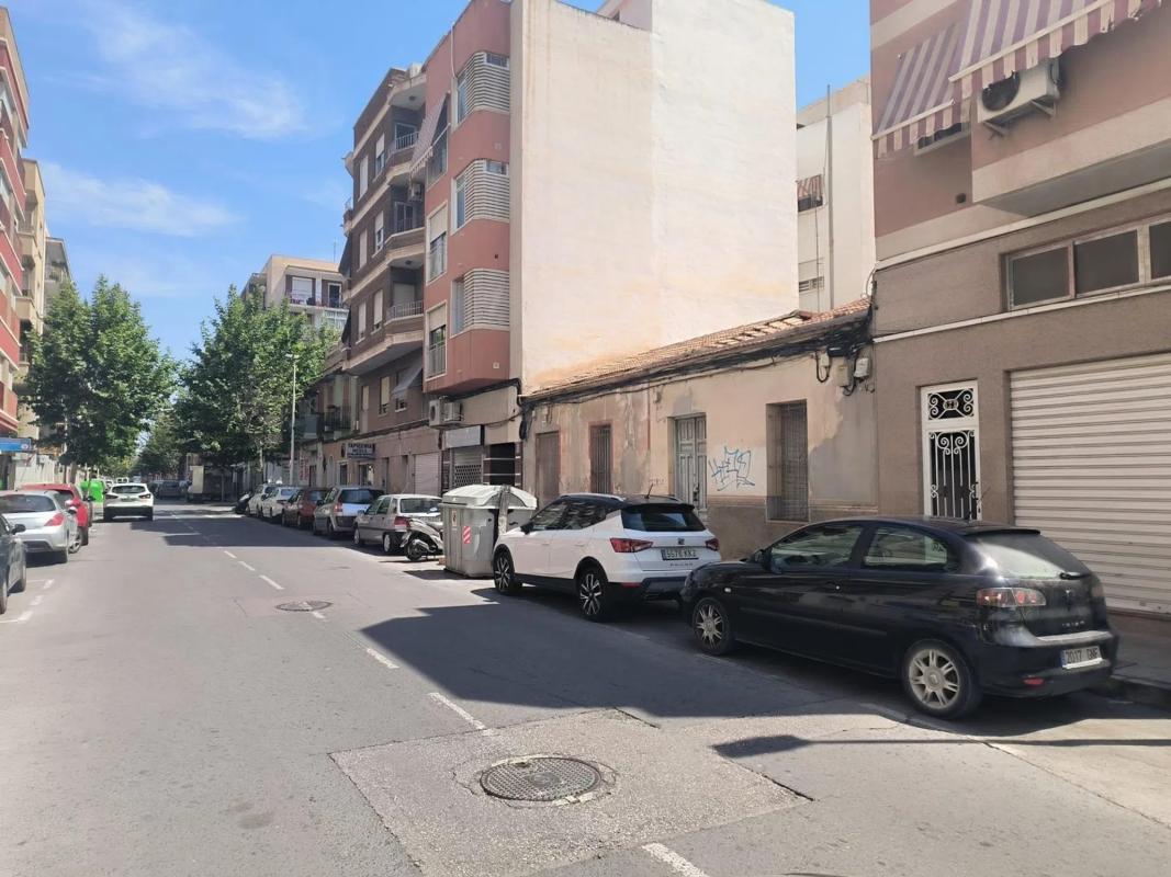Propiedades en venta y alquiler en España photo 1