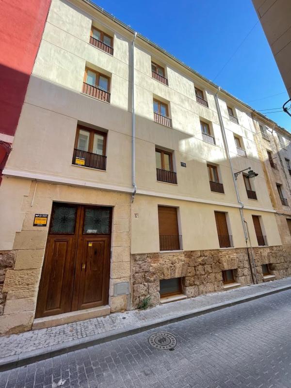Budynek Mieszkalny o powierzchni 480m2 na sprzedaż w Alcoy photo 2