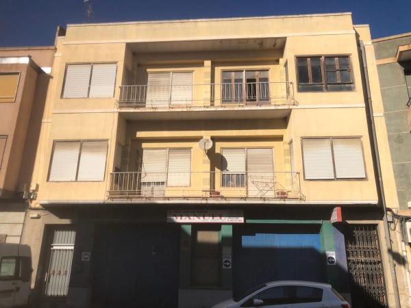 Edificio residencial en calle Pintor Agrasot, 77 thumbnail 1