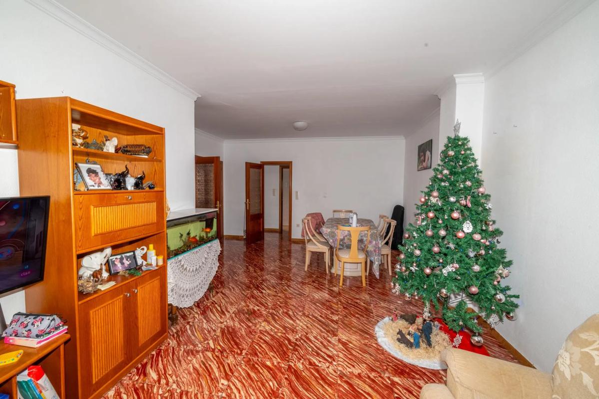 Propiedades en venta y alquiler en España photo 5