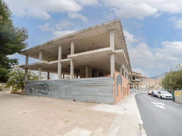 Edificio en calle Alcoi, 6 thumbnail 2